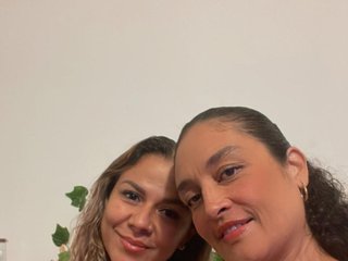 Erotinis vaizdo pokalbis Cataleya-uzziel