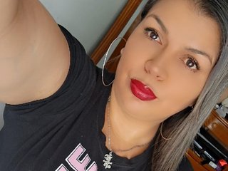 Erotinis vaizdo pokalbis CATALINA-SANCHEZ