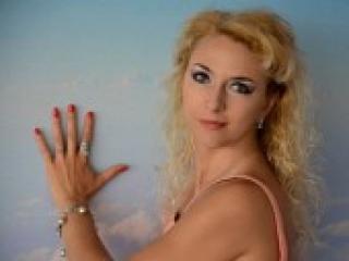 Erotinis vaizdo pokalbis catty2016