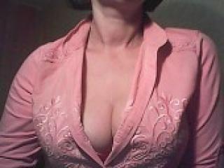 Erotinis vaizdo pokalbis catwoman89