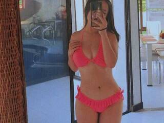 Erotinis vaizdo pokalbis Celeste-sf