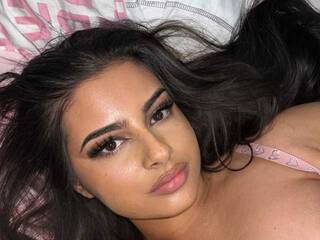 Erotinis vaizdo pokalbis Celinelovely