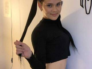 Erotinis vaizdo pokalbis cenicienta