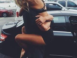 Erotinis vaizdo pokalbis LunaZedd