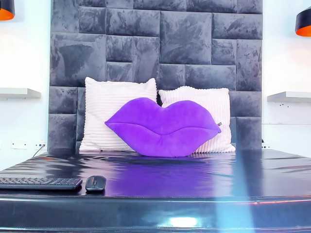 Nuotraukos Channel-crush ⭐ WELCOME TO MY ROOM, MY LOVE! ⭐ ENJOY AND BE PART OF MY SHOW BY CONTROLLING MY LUSH ... ! ⭐ PVT RECORDING IS ON!
