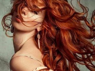 Erotinis vaizdo pokalbis Chanterelle