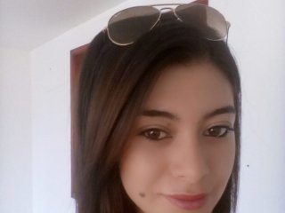 Profilio nuotrauka charlizelatin