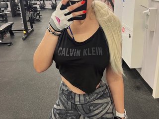 Erotinis vaizdo pokalbis CharlottaShy