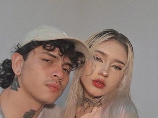 Erotinis vaizdo pokalbis Charlotte-and-Liamm