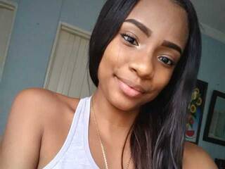 Erotinis vaizdo pokalbis CharlottePark