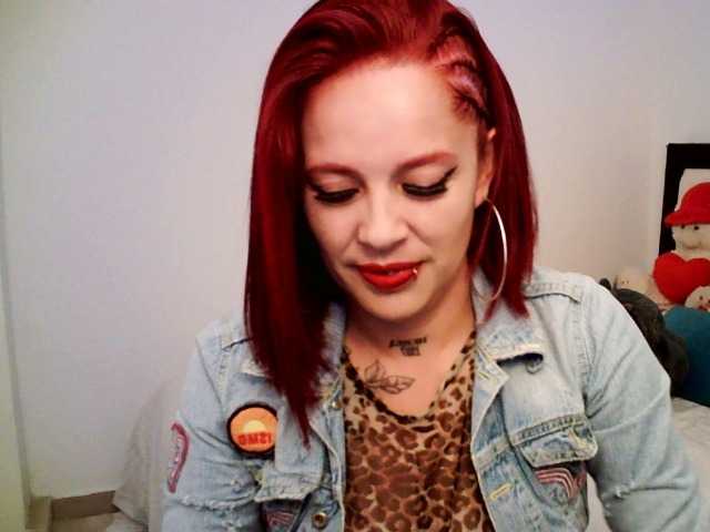 Transliacijos ekrano nuotraukos charlotterlove