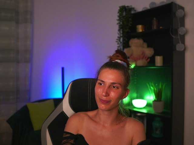 Transliacijos ekrano nuotraukos charlottgotit