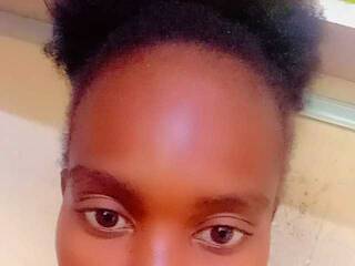 Erotinis vaizdo pokalbis Charmydol