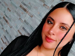 Erotinis vaizdo pokalbis Charrlotte-star