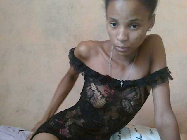 Transliacijos ekrano nuotraukos chatte-rose