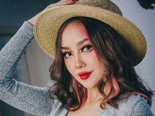 Erotinis vaizdo pokalbis ChauLee