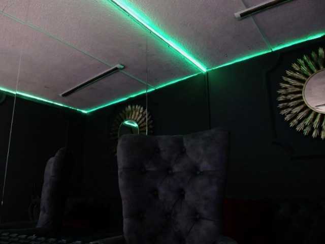 Transliacijos ekrano nuotraukos Cheerryll