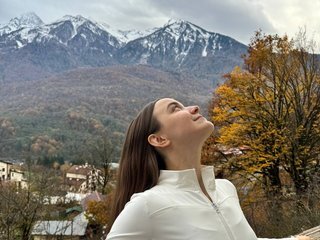 Erotinis vaizdo pokalbis ChereeCapek