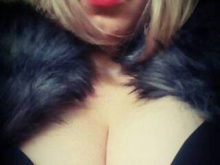 Erotinis vaizdo pokalbis cherry-very