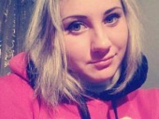 Erotinis vaizdo pokalbis cherry3