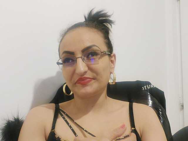 Transliacijos ekrano nuotraukos CherryKatte