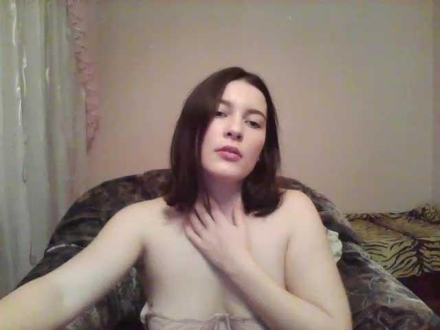 Nuotraukos CherryyPiee Hey guys!:) Goal- #Dance #hot #pvt #c2c #fetish #feet #roleplay Tip to add at friendlist and for requests!