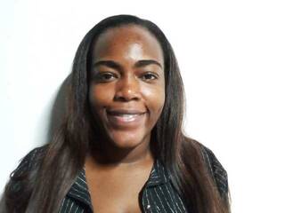 Erotinis vaizdo pokalbis Cheryl-Thomps