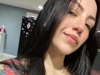 Erotinis vaizdo pokalbis Chicamala