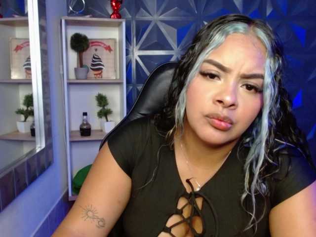 Transliacijos ekrano nuotraukos chloe-ebony