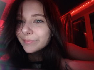 Erotinis vaizdo pokalbis Chloe-Loyal