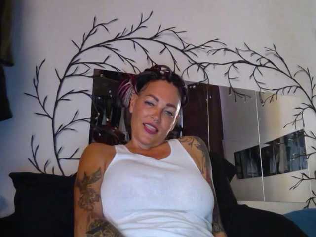 Transliacijos ekrano nuotraukos Chloe369