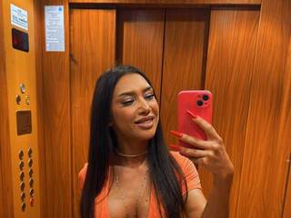 Erotinis vaizdo pokalbis ChloeeMei