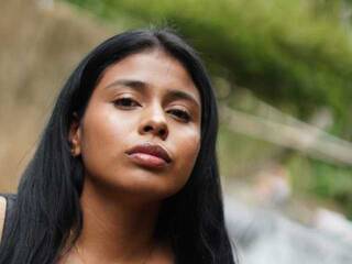 Erotinis vaizdo pokalbis Chocolate-gir