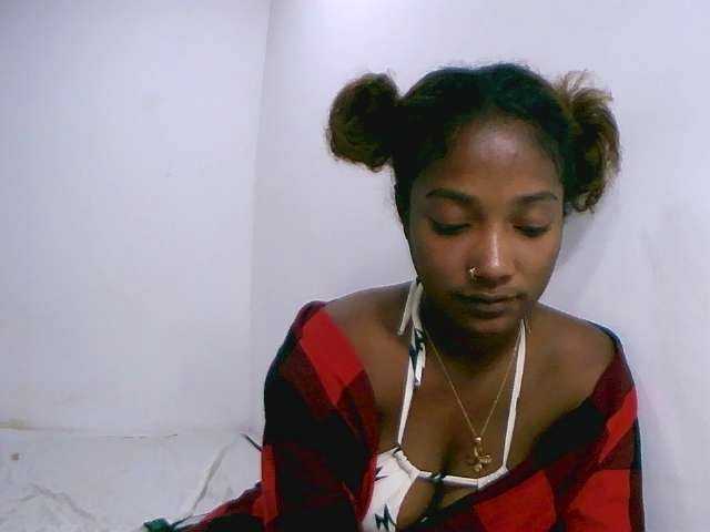 Transliacijos ekrano nuotraukos Chocolatedoll