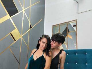 Erotinis vaizdo pokalbis Chrissy-Teigen1