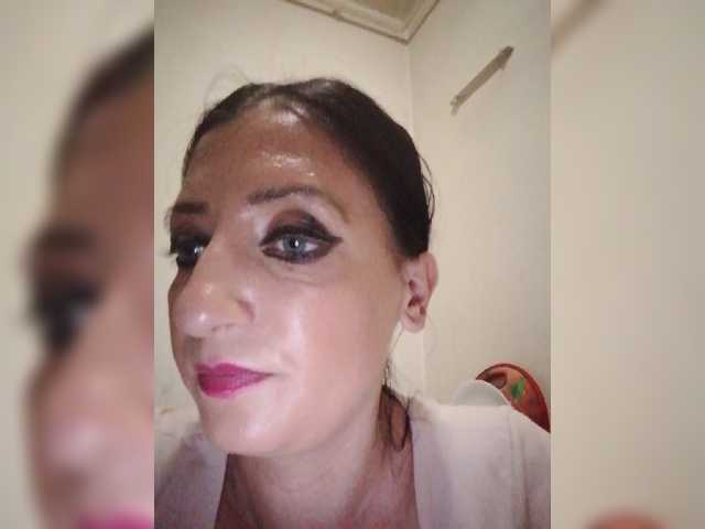 Transliacijos ekrano nuotraukos ChristianaHot