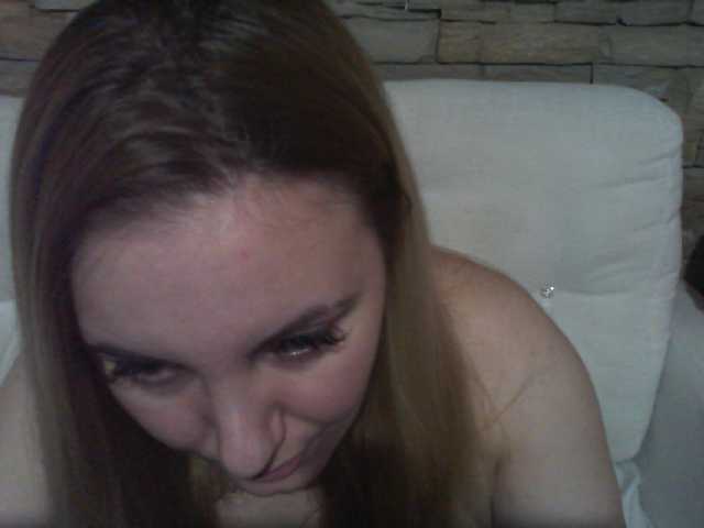 Transliacijos ekrano nuotraukos ChristinaHotX