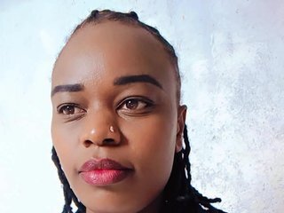 Erotinis vaizdo pokalbis Clara-mylah