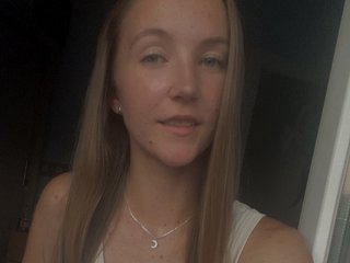 Erotinis vaizdo pokalbis SweetClara