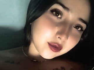 Erotinis vaizdo pokalbis Cloe2520