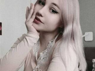 Erotinis vaizdo pokalbis CloutMama