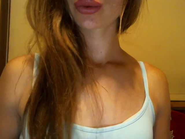 Transliacijos ekrano nuotraukos CocoMademoise