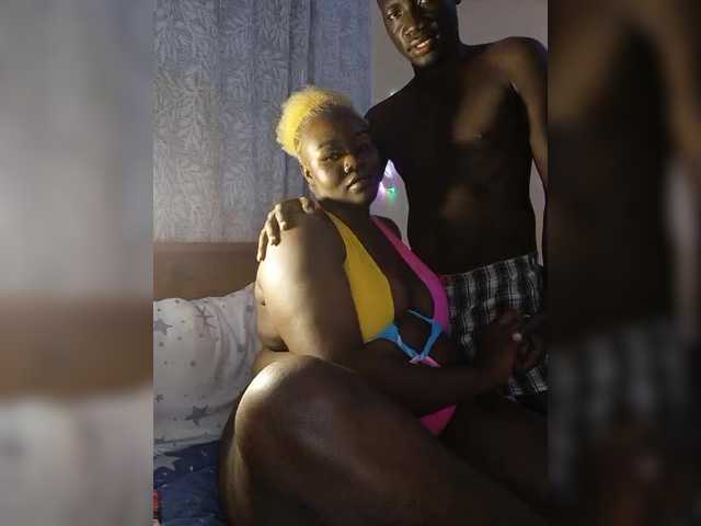 Transliacijos ekrano nuotraukos Coitoncouples