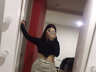 Erotinis vaizdo pokalbis Collin-Bella