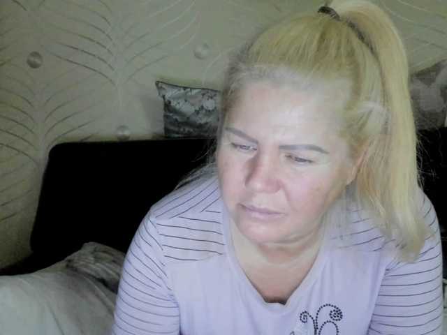 Nuotraukos come2mom naked 100 tk ,, pussy 50 ass 50 tits 50 ,, dance naked 120