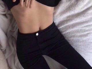 Erotinis vaizdo pokalbis conniemoore