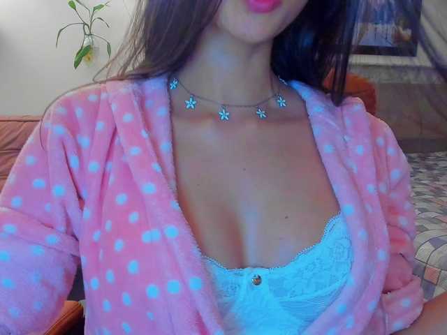 Nuotraukos cowg1rl hello guys! Give me pleasure with your tips!!! #new #lovense #bigboobs #games #toys