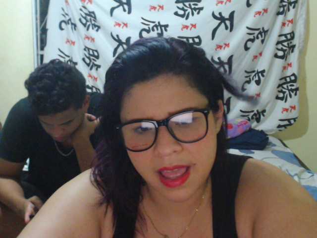 Nuotraukos Crazycouple19 cum face u mouth 150 tokens