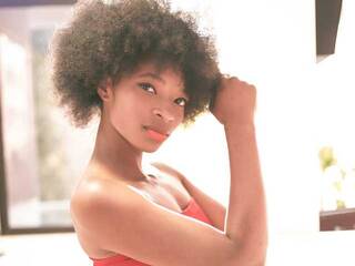 Erotinis vaizdo pokalbis CrazyDi33