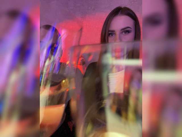 Transliacijos ekrano nuotraukos CrystaIGirl